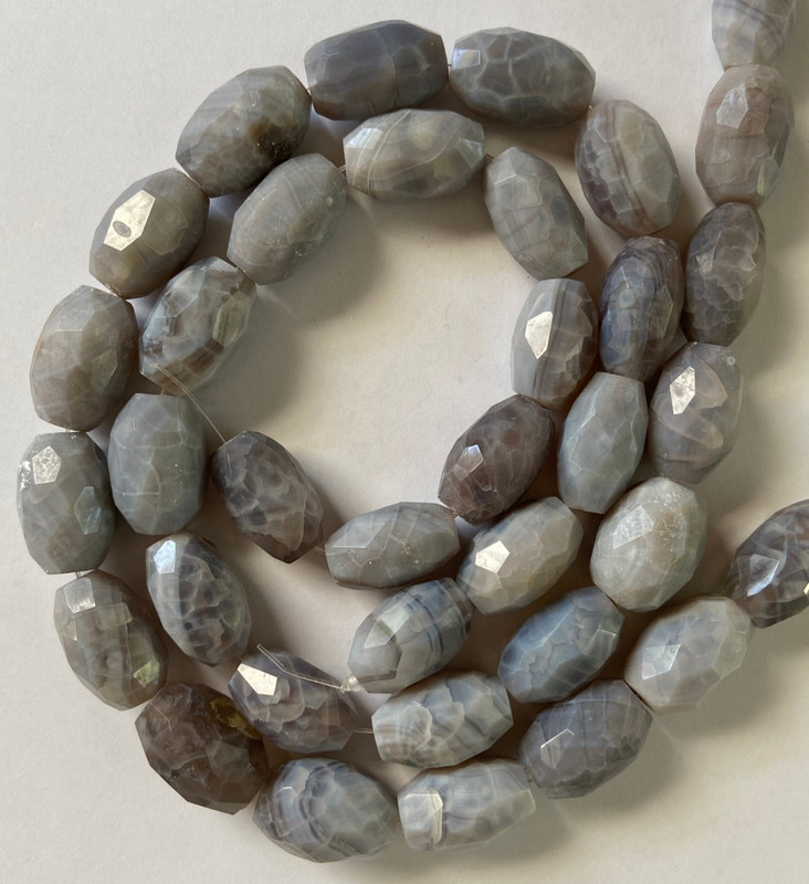 36 Gray Fire Agate Multi-Faceted Semi-Precious Gemstone Nugget Beads 20-22mm
