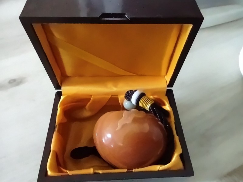 Beautiful Yellow Jade Peach in Giftbox