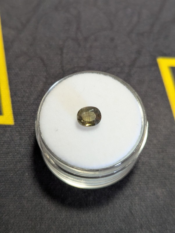 0.97 Ct Natural Tanzanian Sapphire Oval Cut Loose Gemstone Unheated Olive Green