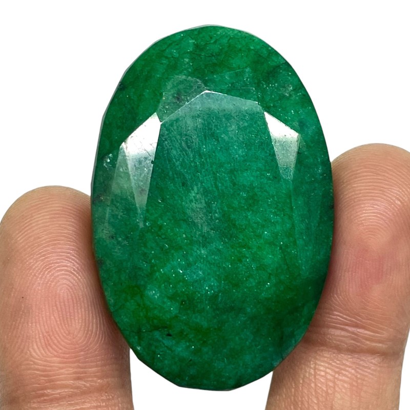 131 Cts Natural Brazilian Emerald Green Loose Pendant Size Oval Cut Gemstone