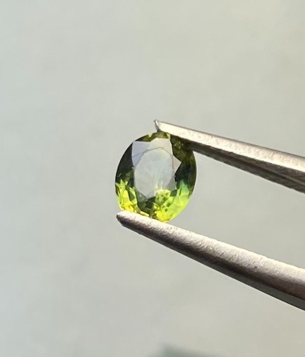 0.93 CTS, AUSTRALIAN PARTI SAPPHIRE, 6.5 X 5.2 X 3.1 MM, BLUE/GREEN, RINGSTONE