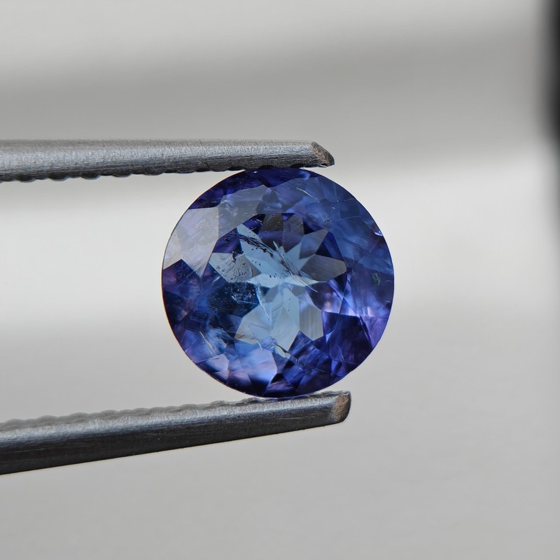 Natural purplish blue tanzanite gemstone round shape 6mm loose gemstone