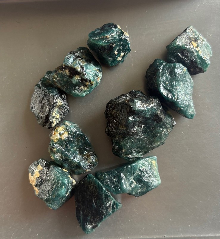 Nice Lot 532 cts Natural Bluish Green Colour Grandidierite Rough
