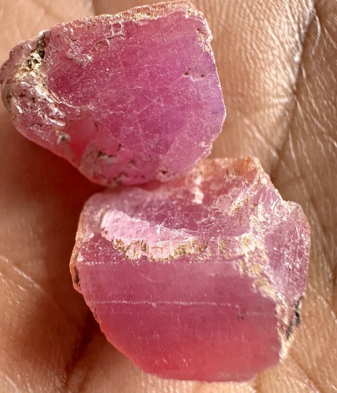 38.0 Ct Natural Pink Spinel (18.8 Ct, 19.1 Ct )