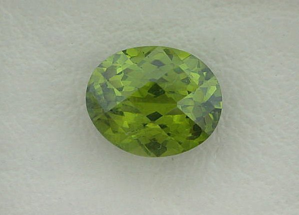 ONE 11×9 Synthetic Oval Olive Green Peridot Lab Grown Gem Gemstone 11mm x 9mm