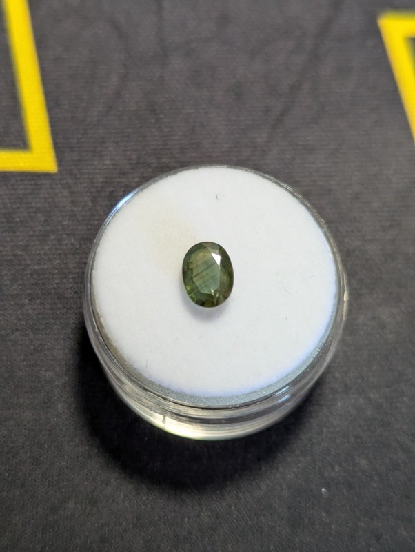 0.94 Ct Natural Australian Green Sapphire Oval Cut Loose Gemstone Heated 7.5mm
