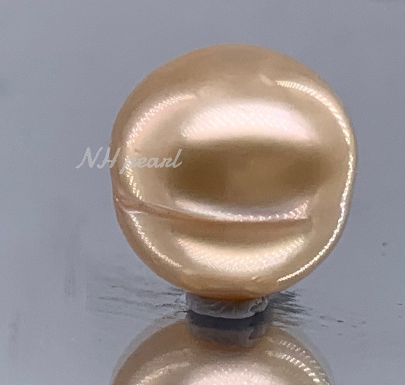 South Sea Pearl Circle gold 11.2mm x 11.6mm lombok Indonesia 2.25g undrilled