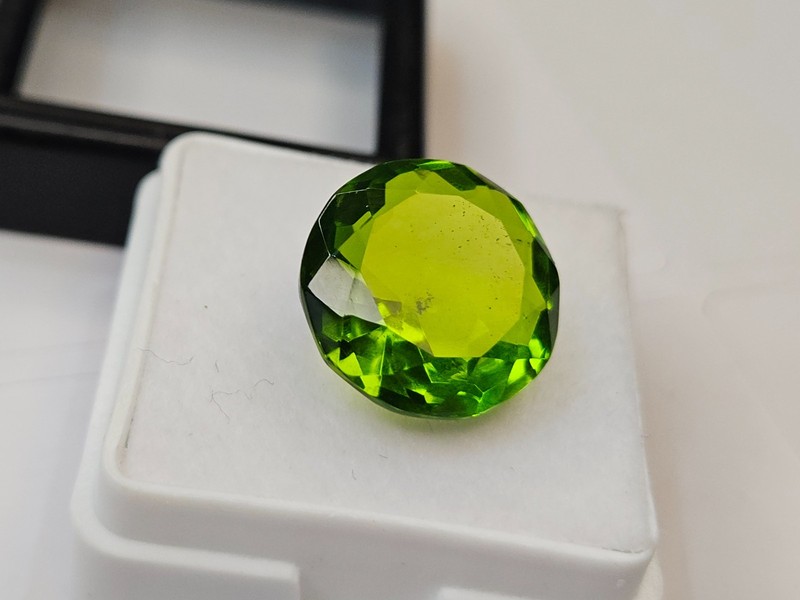 Fantastic Peridot Olive Green Certified Of 8-9 Ct Round AAA Loose Gemstone gallery