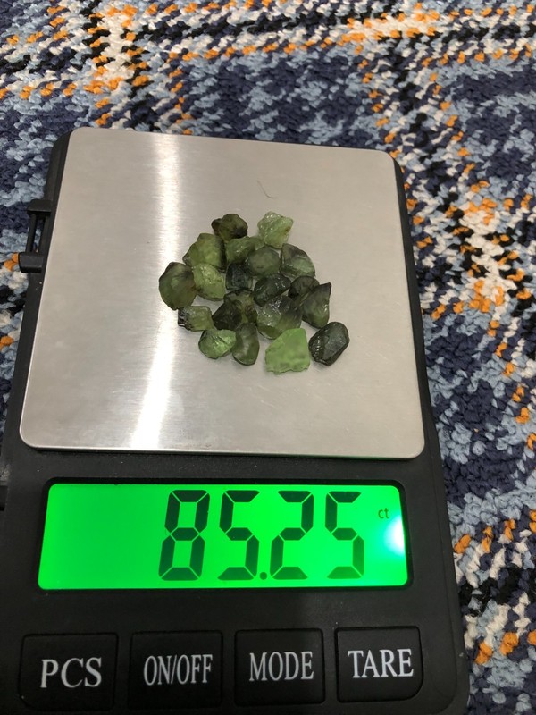85 carats natural facet quality rutile peridot lot from Pakistan loose gemstone gallery