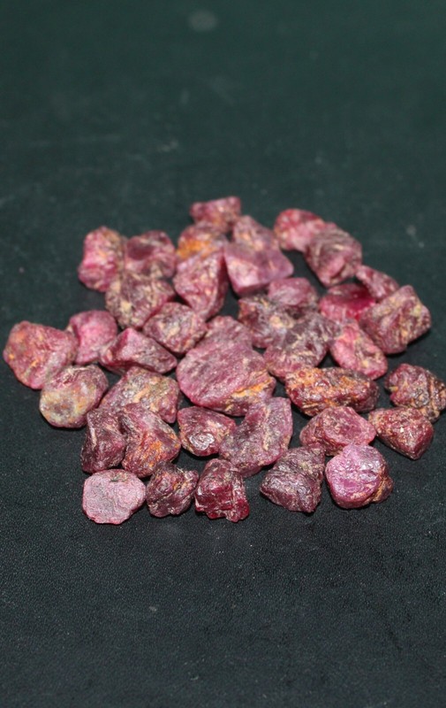 Ruby Rough top quality luster Raw Ruby Gemstone AAA Red Ruby crystals 100 Ct lot gallery