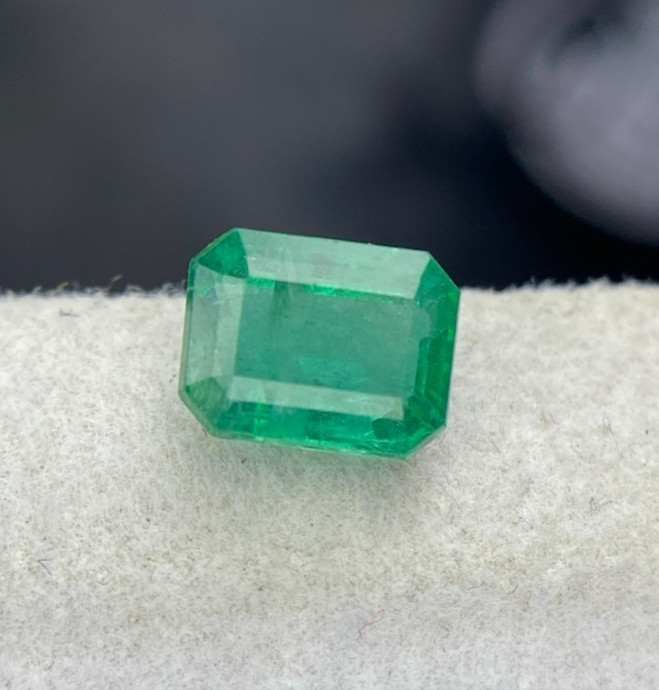 Certified Excellent Natural Zambian Emerald Octagon Emerald Cut Stone 1.45 Carat gallery