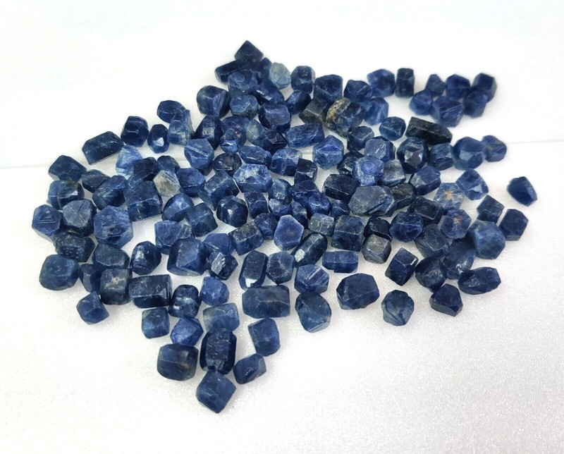 Natural AAA Blue Sapphire Rough Gemstone , Sapphire Rough Wholesale Lot