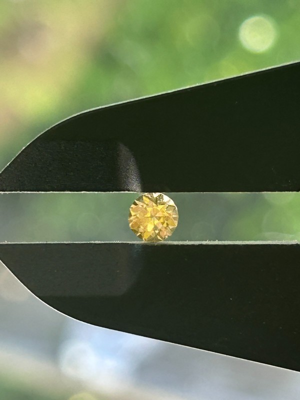 Natural Hand-Cut Yellow Chrysoberyl Round Brilliant 0.52 ct Loose Gemstone