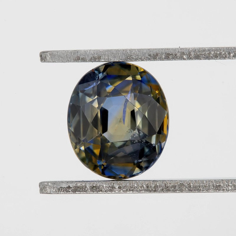 Sri Lanka 1.28ct Oval Parti Sapphire in Blue Yellow Color, Natural Gemstone