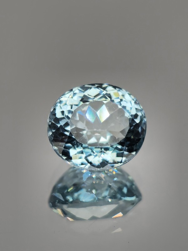 Apatite Gemstone Untreated Aqua Blue 2.10 Carat Madagascar unusual Colors