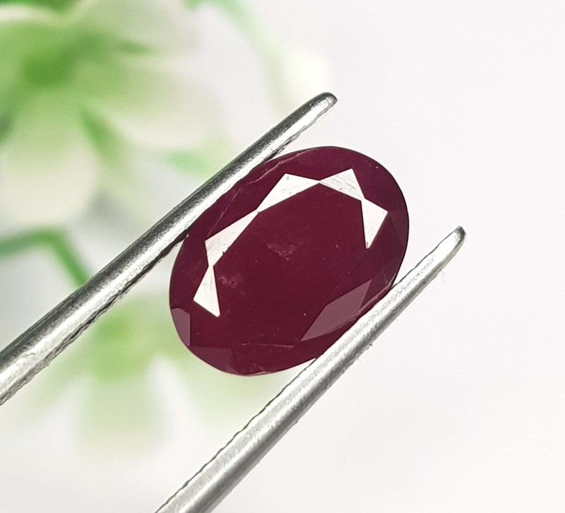 Natural Ruby Oval Shape Faceted Untreated Old Mines Mozambique 3.17Carat