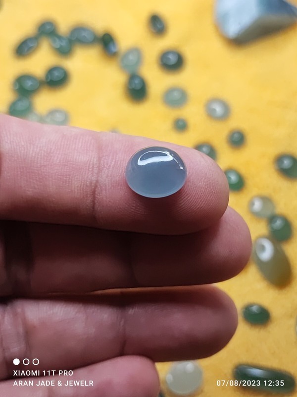 Blue Jadeite ธรรมชาติ 100% กันกระแทก A หลังเบี้ย 5ct
