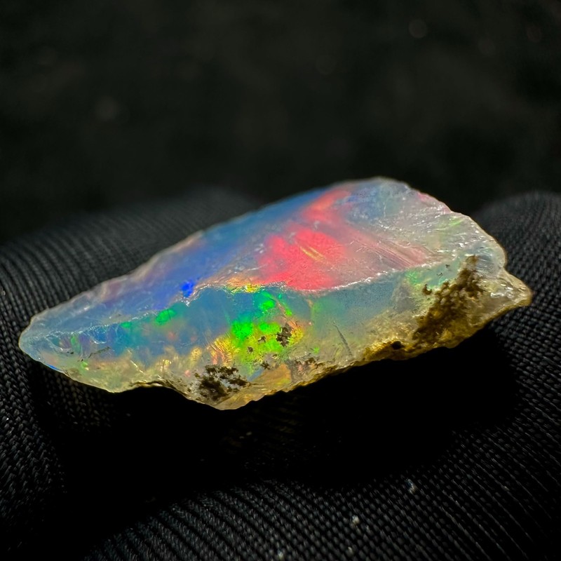 Ethiopian Opal Rough,5.70 CTS Crystal Raw Welo Fire Natural Opal Rough Gemstone