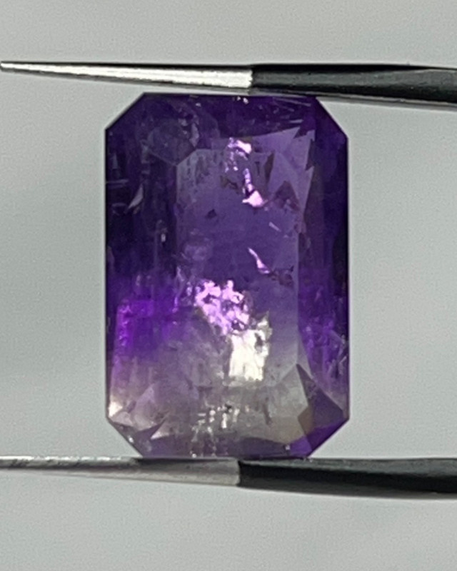 IPAS-1 Natural Amethyst 5.20ct 13x9x6mm Emerald Shape gallery