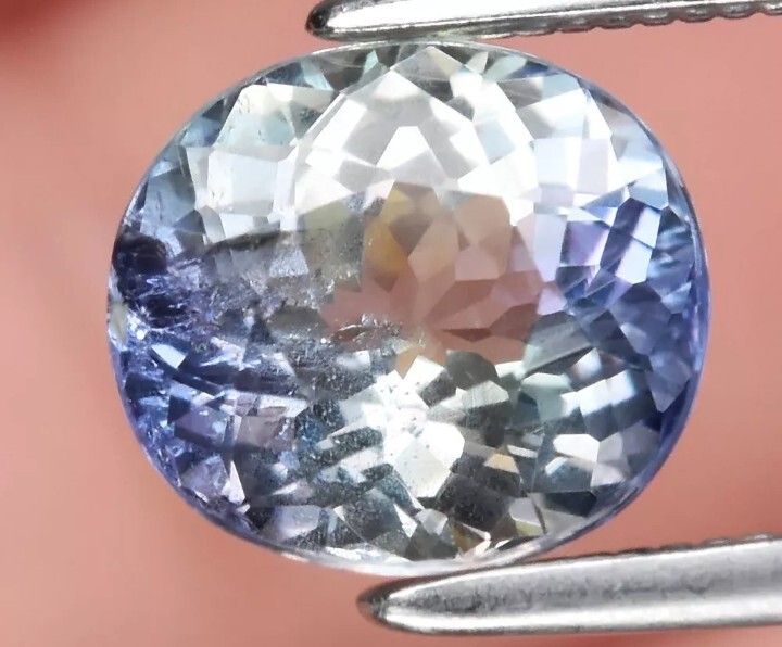 1.66 Ct Unheated Tri Color Tanzanite 7.5 X 6.5 mm