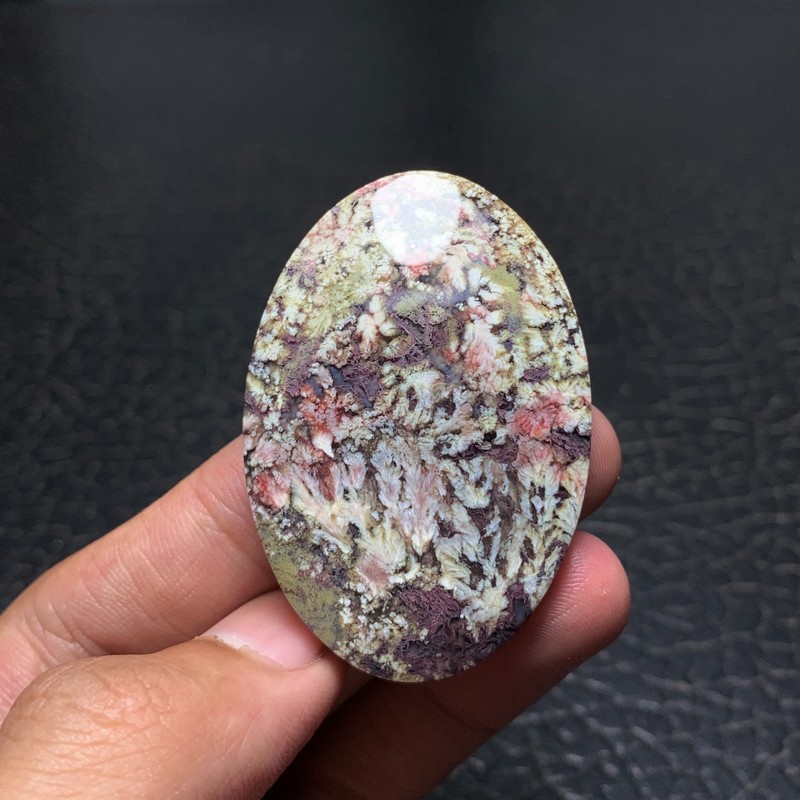 Moss Plume Agate Cabochon 49x33x8mm High Quality 97 ct
