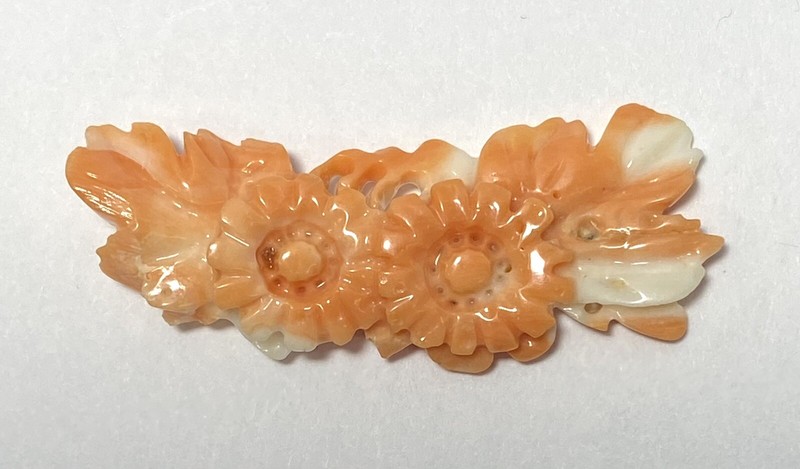 Japanese Obidome Hand Carved Coral Flowers 37mm 2.8g