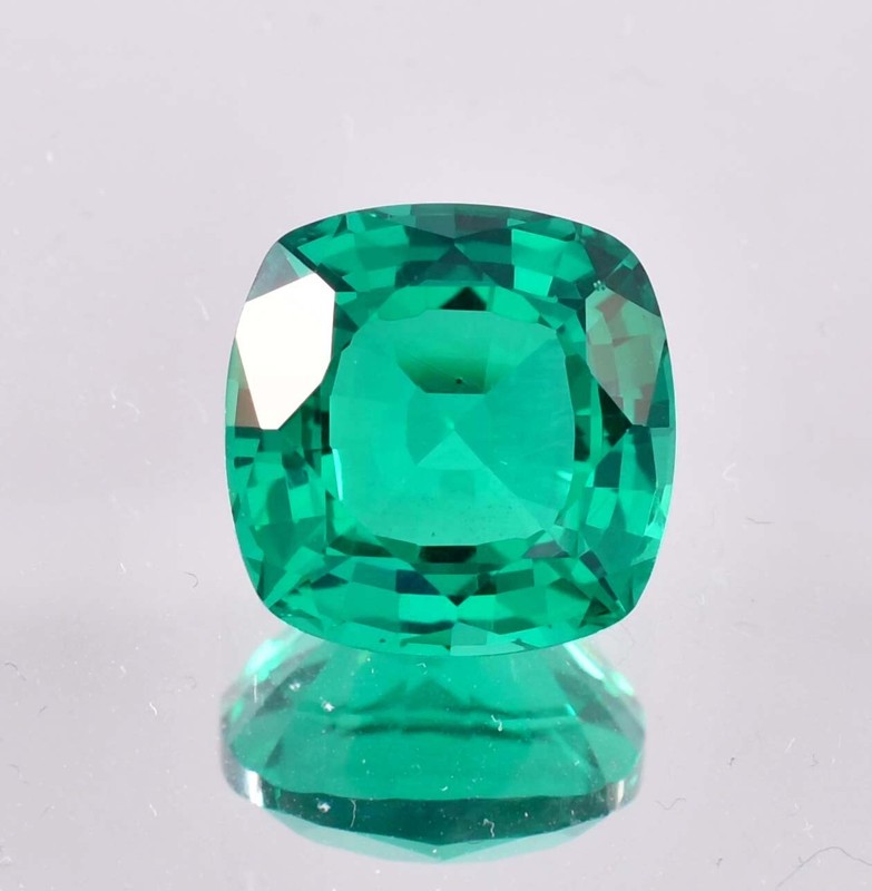 8×8 MM Natural Green Zambian Emerald Cushion Cut Loose Gemstone GIT Certified