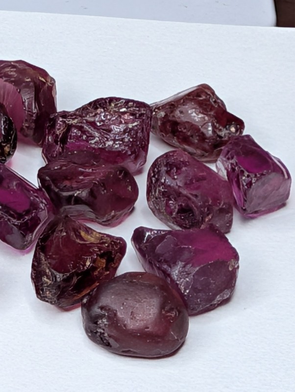 USA seller 50.33 ct Eye clean Umba garnet facet rough gemstone