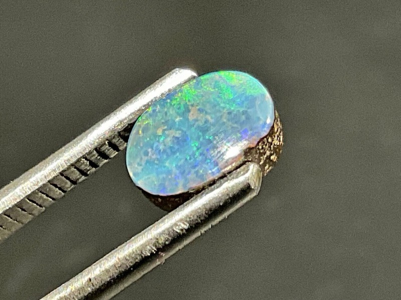 Doublet Opal 1.35 Carat gallery
