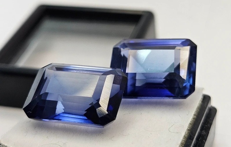 Superb Emerald Natural Blue Tanzanite 27.20 Ct Pair Gemstone For Earring Making gallery