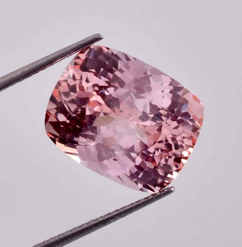 12 x 14 MM Natural Ceylon Padparadscha Sapphire Gemstone 15.10 Ct, GIT Certified