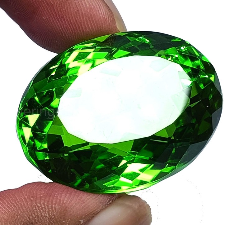 “IGL Certified 101.85 Carat Natural Green Peridot Oval Cut Loose Gemstone 5SDJ”