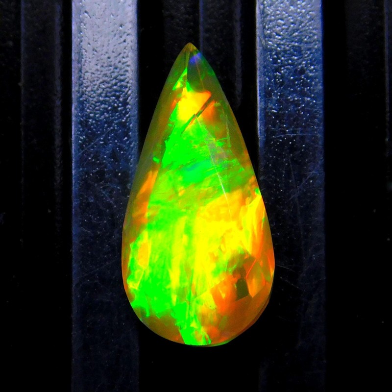 Top Quality AAA Quality Faceted Ethiopian Opal Gemstone 12.8×6.4×4.1mm 1.4cts