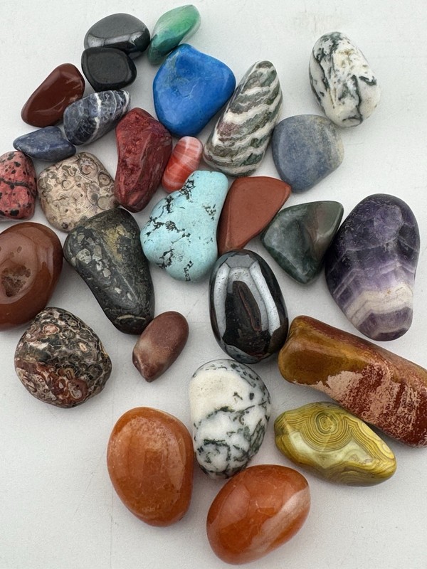 Gemstones Unknown (1) Turquoise Including Bag Lot