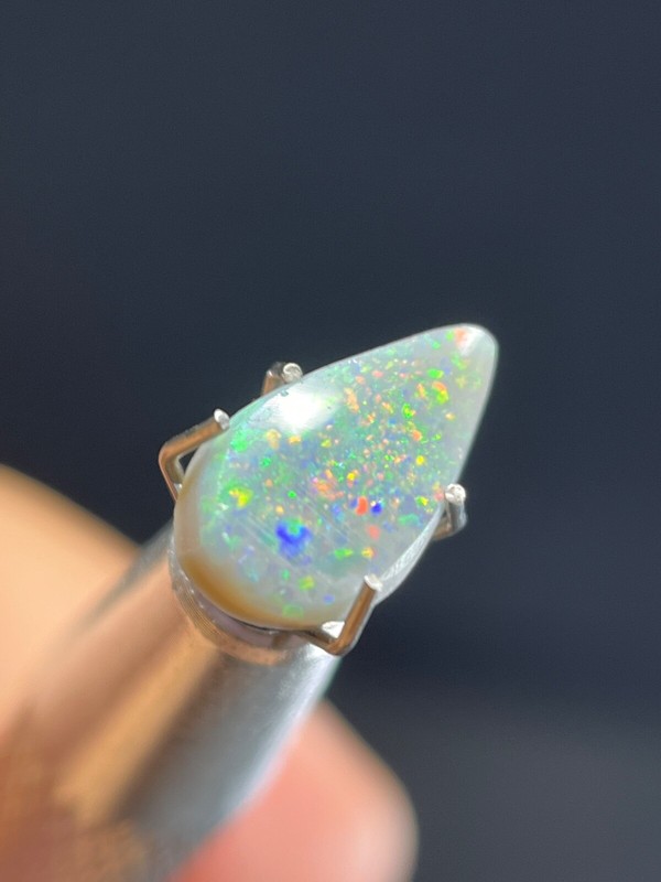 Australian Opal - Lightning Ridge - 1.25C - Natural - Solid Light N6 Opal - #077 gallery