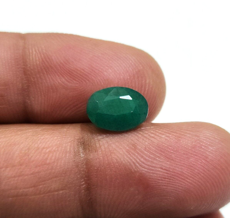 Outstanding Top Zambian Green Emerald 2.30 Crt Faceted Oval Shape Loose Gemstone gallery