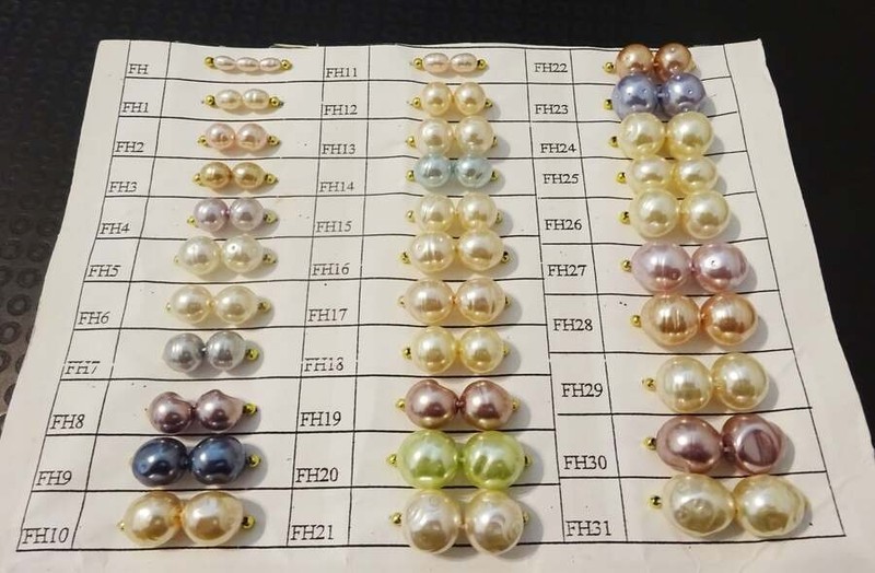 Natural Freshwater Pearl Display Board Showing Graduated Sizes ~ 65 Pearls Total gallery