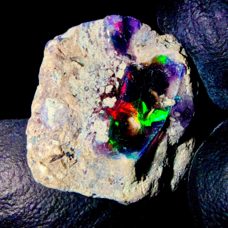 Dry Opal, Natural Black Opal rough, Ethiopian Fire Opal gemstone 9.5 Ct 16×15 mm