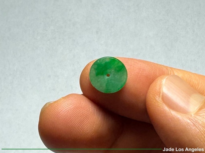 Donut Circle Translucent Emerald Green Loose Jadeite Jade 平安扣翠綠冰種花青 2.00 ct L108 gallery