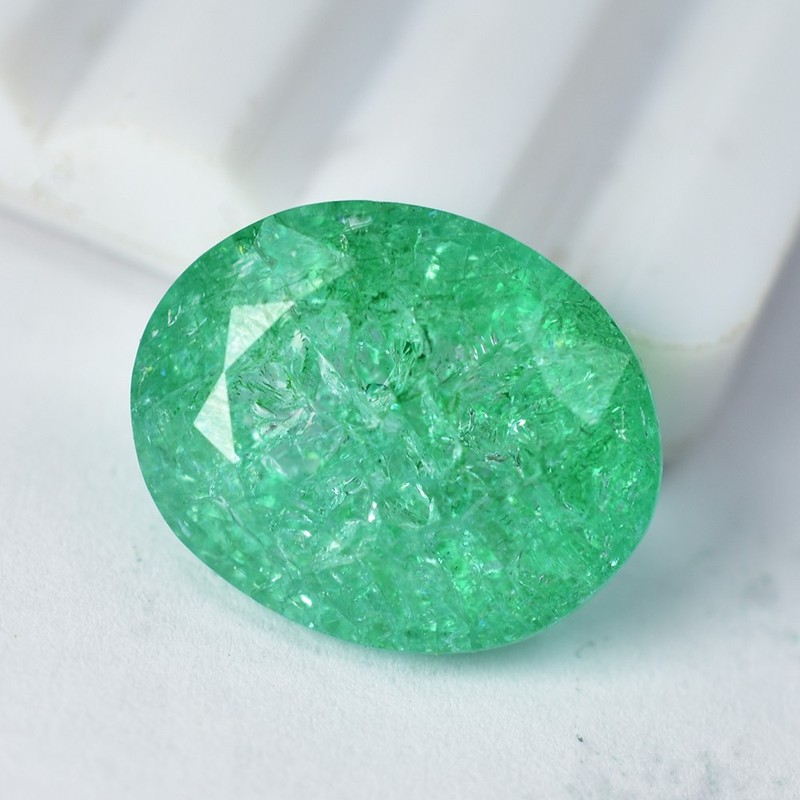 Natural 17x14mm Colombian Green Emerald Oval Cut A+ Certified Gemstone