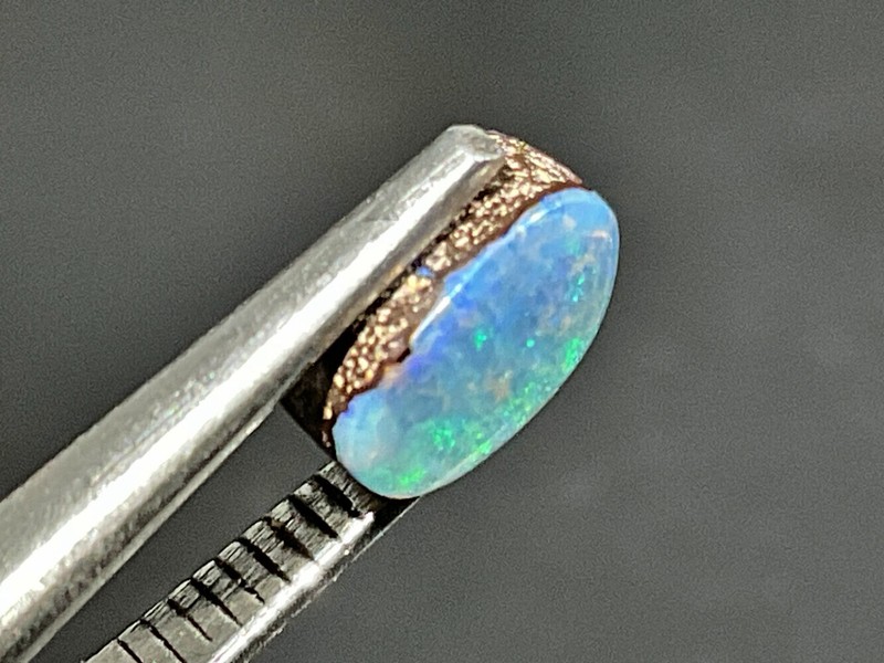 Doublet Opal 1.35 Carat gallery