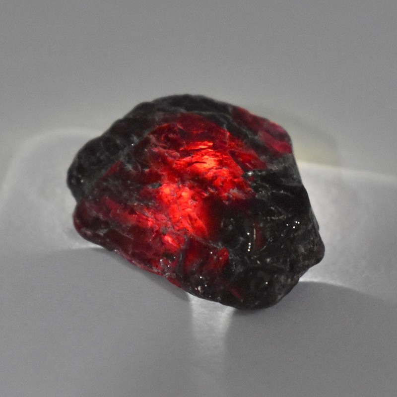 Red 190 Ct Uncut Raw Rough Natural Garnet Huge Size CERTIFIED Lot Gemstone gallery