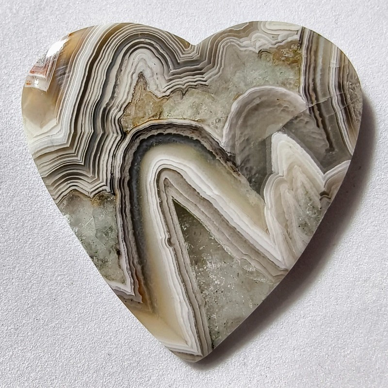 70 Cts Natural Crazy Lace Agate Heart Cabochon Gemstone 41.2×41.7×5.2 MM
