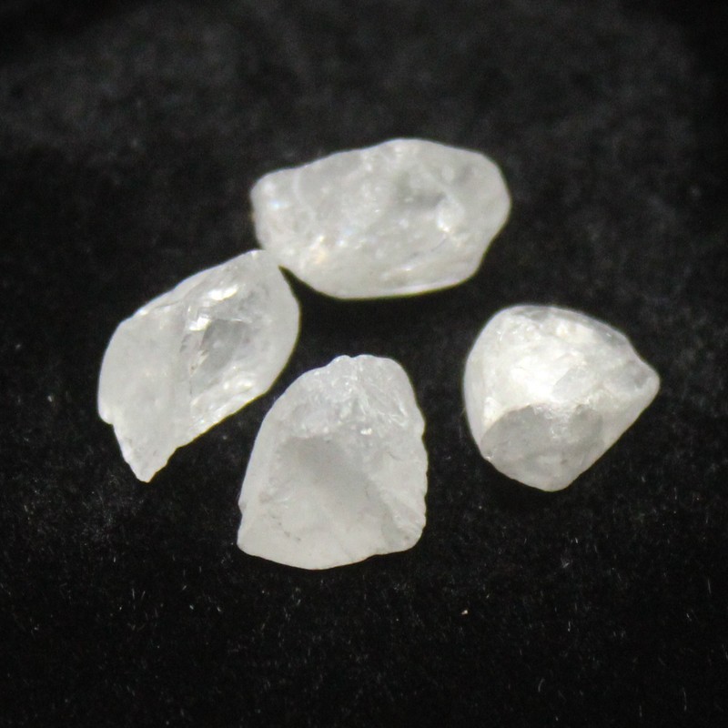 Natural White Zircon Raw 4 Pieces In Rough Shape 11.90 Carats 8mm To 10mm Size