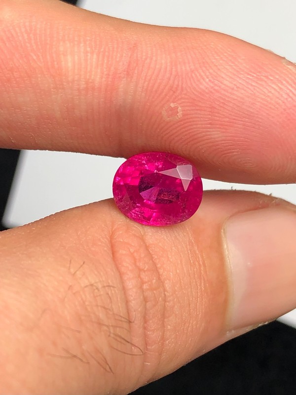4 Carats Natural Pink Tourmaline, Oval Cut, Hand Faceted gallery