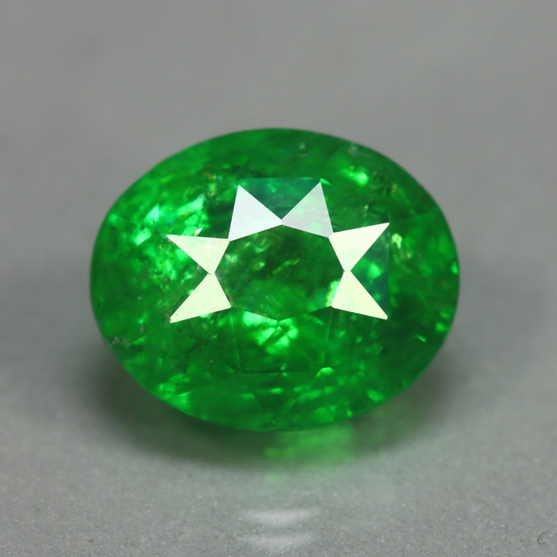4.26 Cts_AIG Certified_100 % Natural Unheated VIVID Green TSAVORITE Garnet gallery