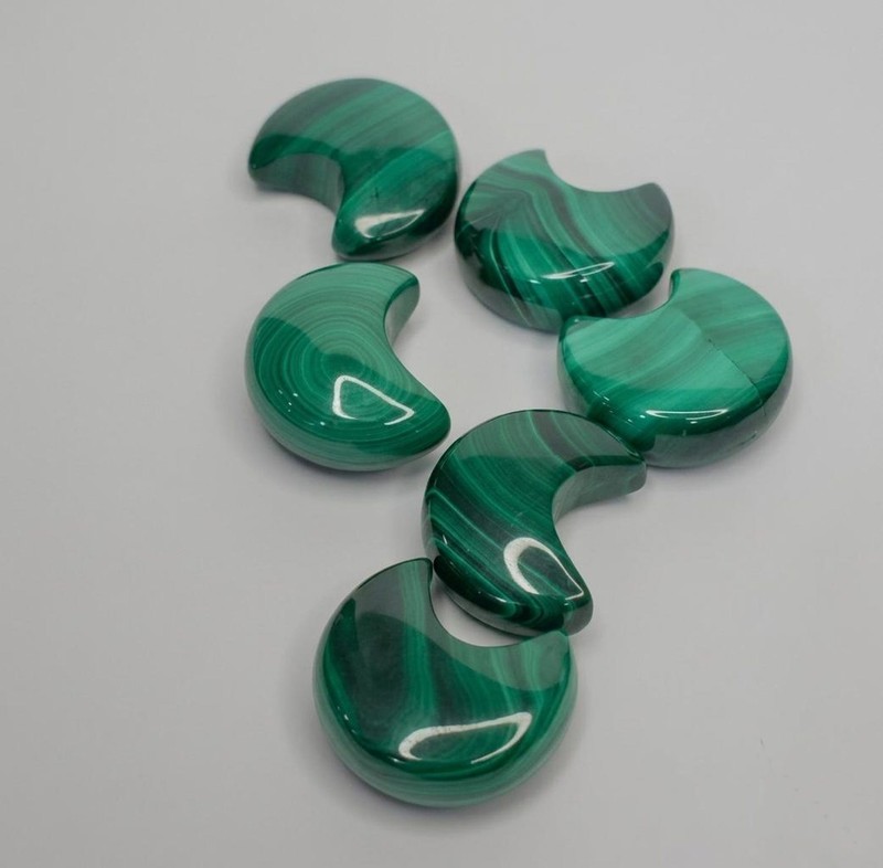 Natural Malachite Moonshape 10mm to 20mm Loose Gemstone gallery