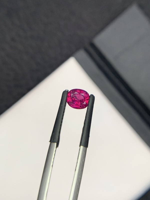 0.98 Ct Natural Ruby Oval Shape Loose Gemstone From Kashmir Pakistan gallery