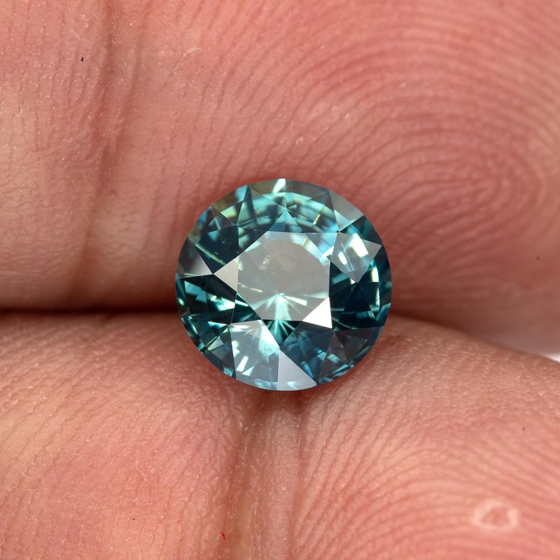 Unheated Madagascar Loose Gem: Natural Teal Blue Green Sapphire 1.85ct, 7.1x5mm gallery