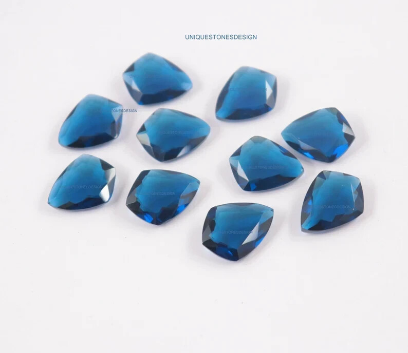 1 Pair London Blue Topaz Quartz Kite Shape Approx. 20X15 mm Normal Cut gallery